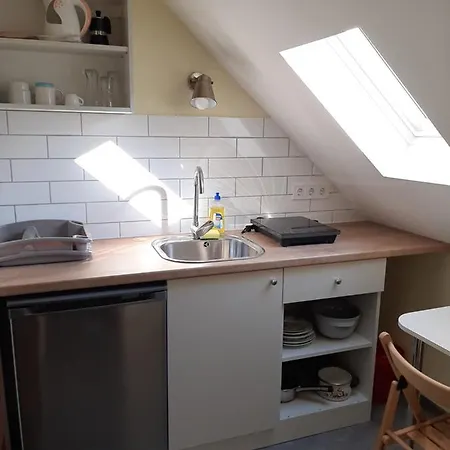 Gyopar Gyoengye Apartmanhaz