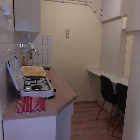 Gyopar Gyoengye Apartmanhaz Apartment