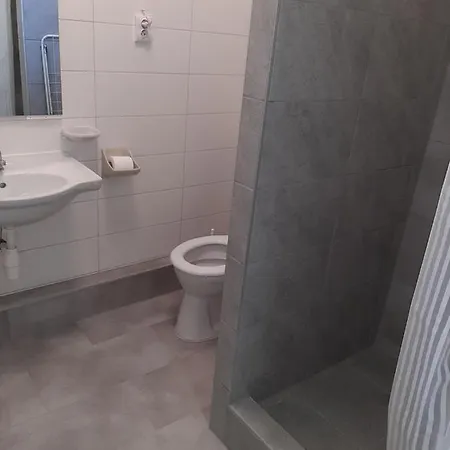 דירה Gyopar Gyoengye Apartmanhaz